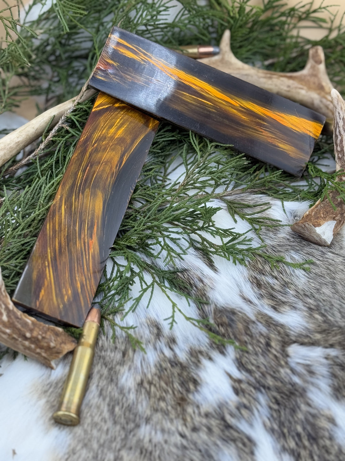 Crafting Masterpiece Knives with Recon Stone Handles Using Stormwind Blanks