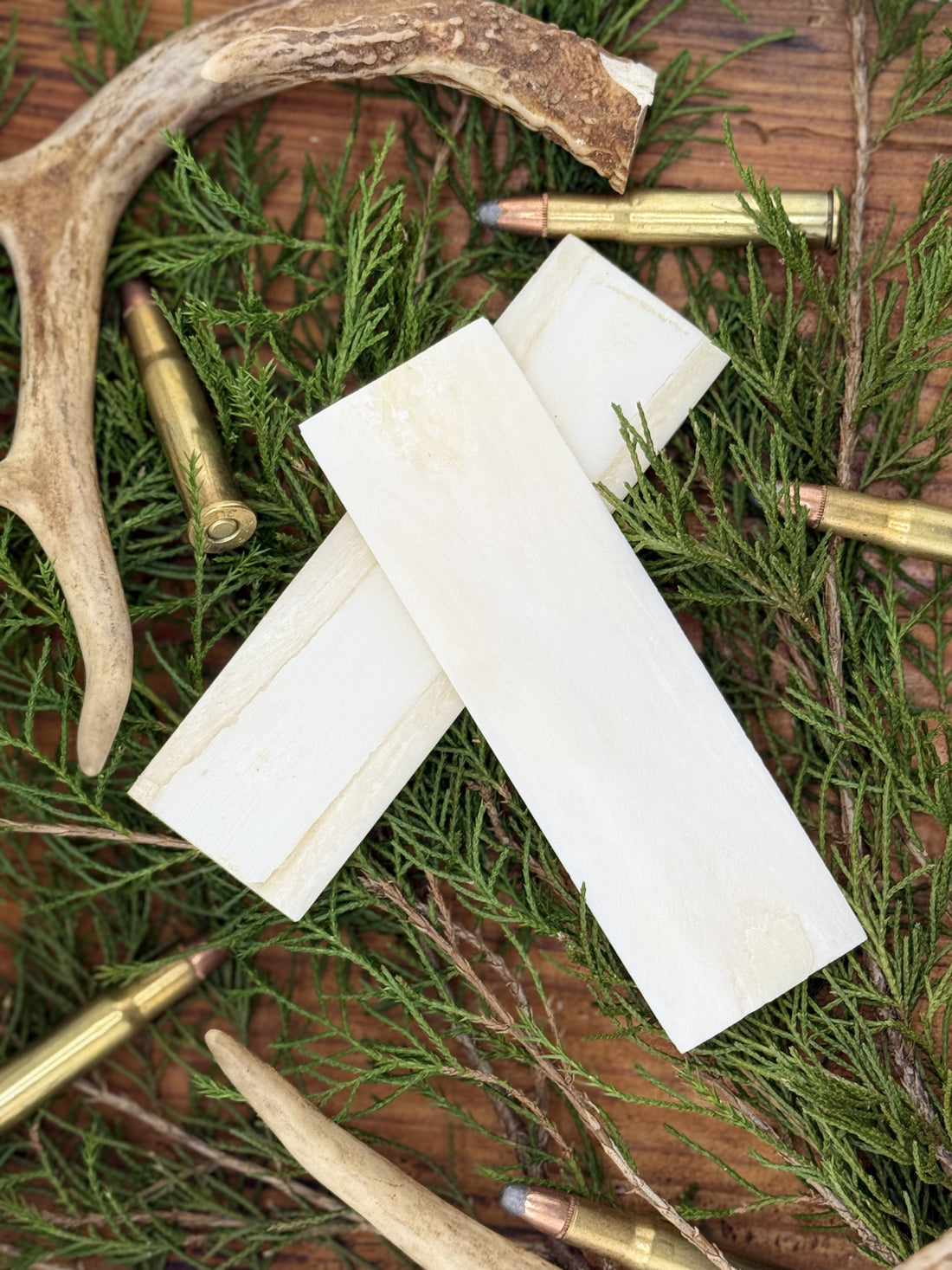 Crafting Precision Blades with Premium Handle Materials for Outdoors and Tactical Use