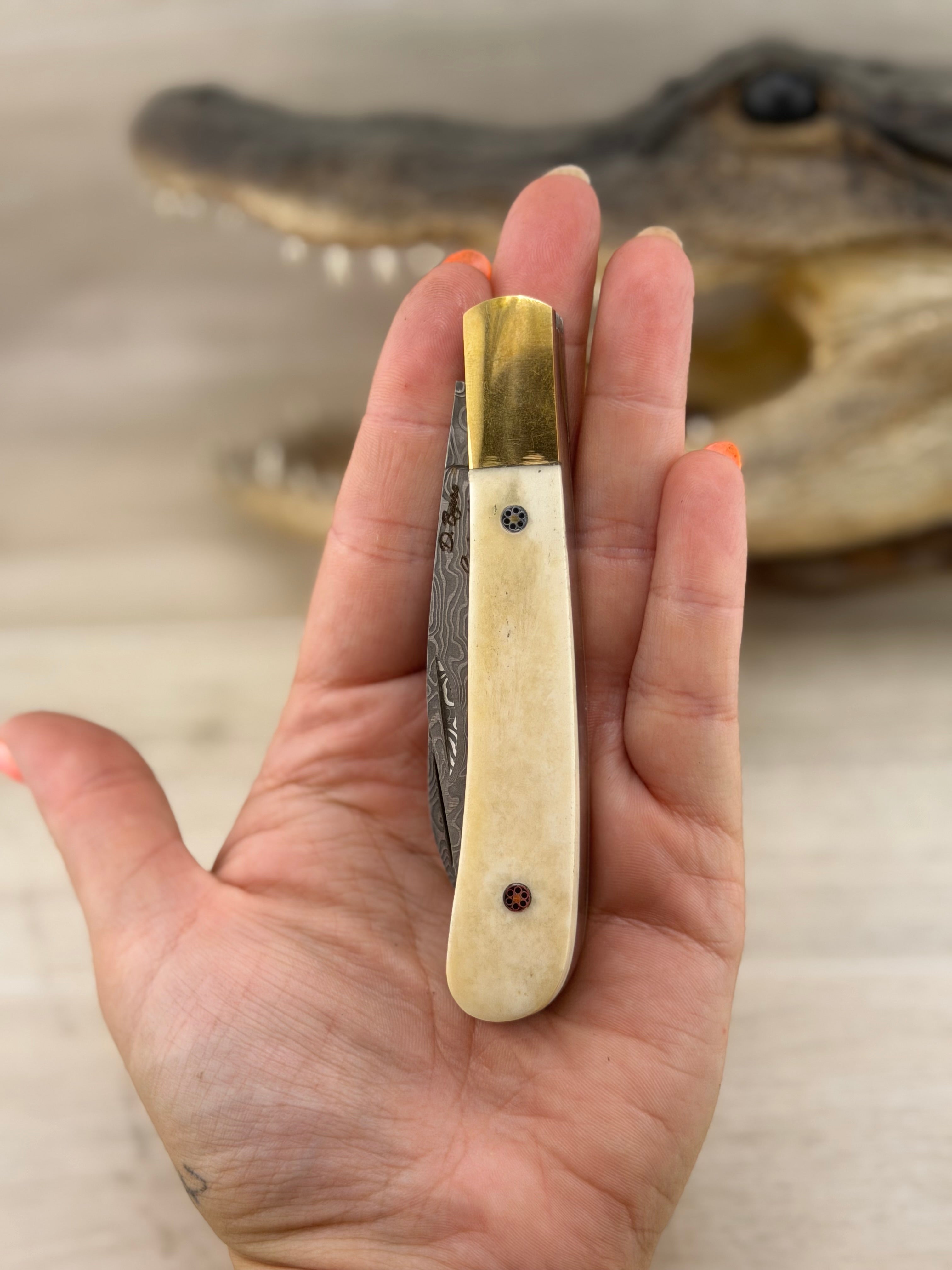 San Mi Damascus Trapper – Natural Camel Bone