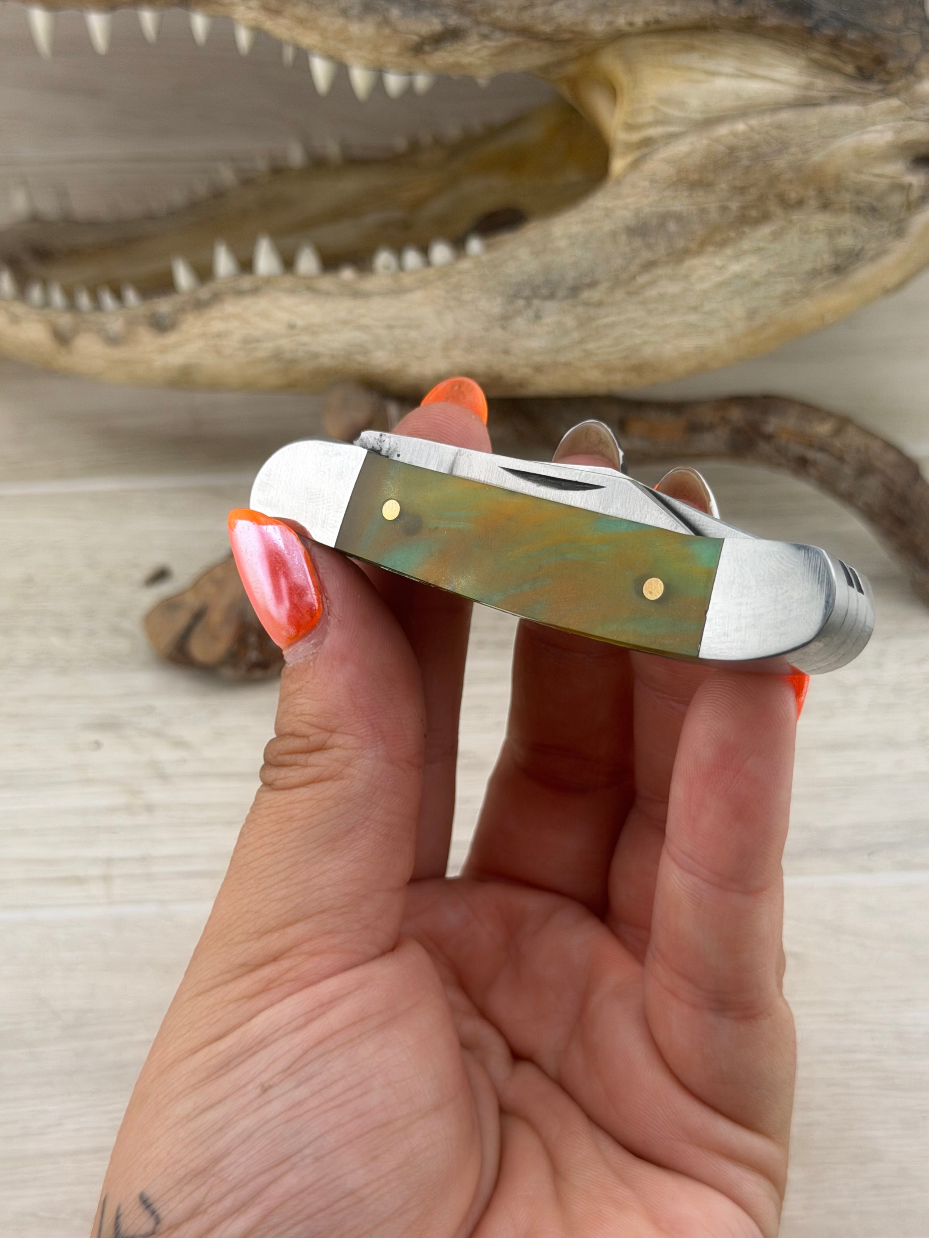 Peanut Pocket Knife – Green/Orange Swirl Resin