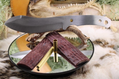 Nesmuk Knife Making Kit11: Stag Jigged Bone Scales, Brass Pins, Sheath  Bushcraft Tool Build