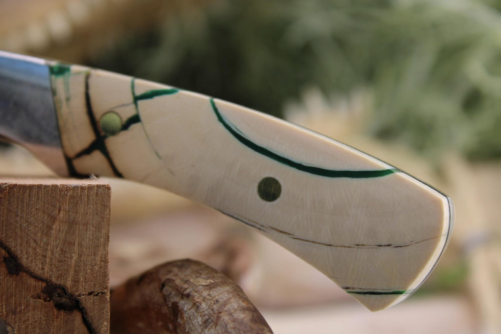 Drop Point with M-Tooth & Green Resin