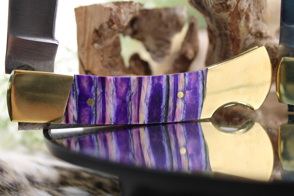 Lockback with Blue Dyed M-Tooth