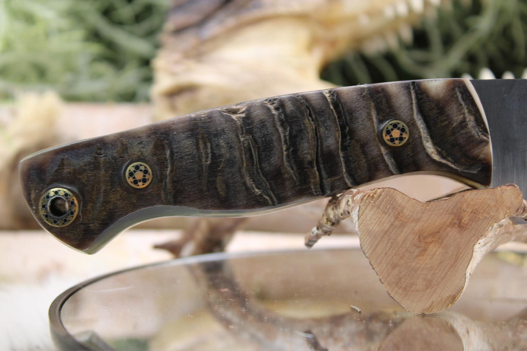 Trailing Point with Black Ram Horn, Mosaic Pins & Lanyard